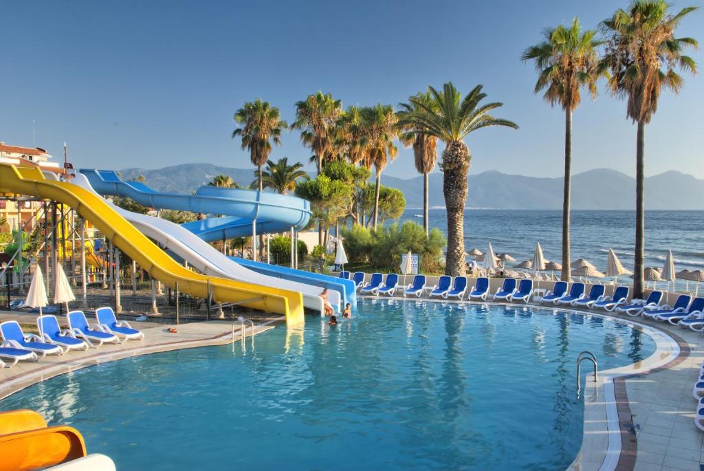 Ephesia Holiday Beach Club Kusadası Exterior foto