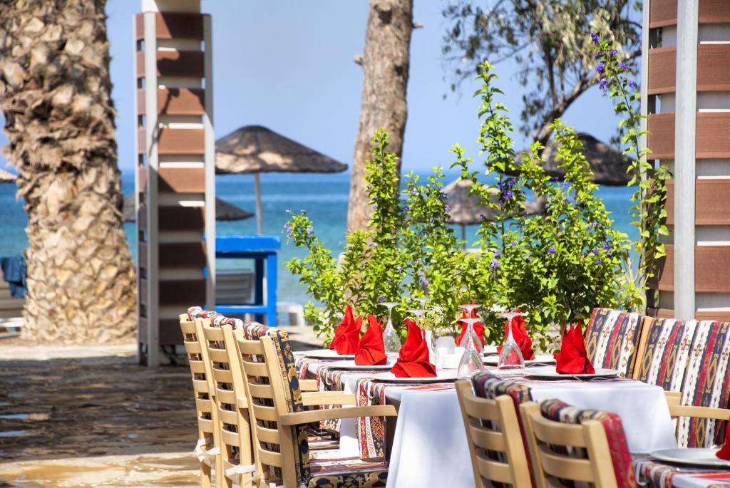 Ephesia Holiday Beach Club Kusadası Exterior foto